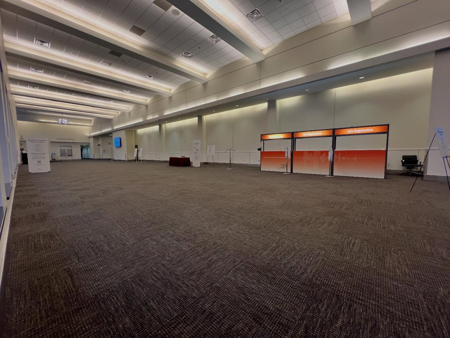 I arrived so early at the convention center that nobody is there! But I had to beat traffic to be on time to upload my slides and give my 8:15am talk at the @seismosocietyam meeting!