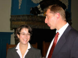 Photo of Caroline Beghein and Jeannot Trampert on 3 October 2003 after her PhD defense